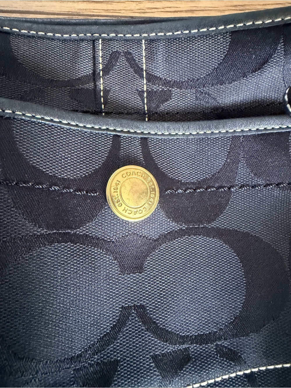 Y2K Vintage Coach Black Ergo Hobo Signature Jacquard Shoulder Bag - Picture 3 of 6